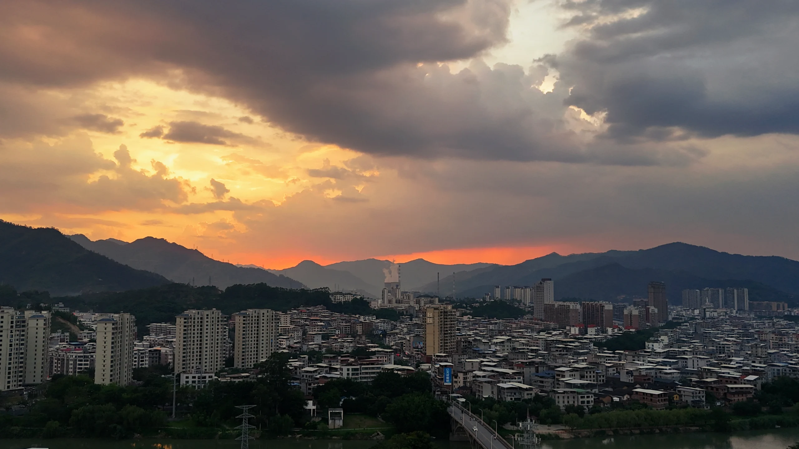 dji_fly_20260926_175316_0144_1790416461355_photo_1790416826752edit.jpg